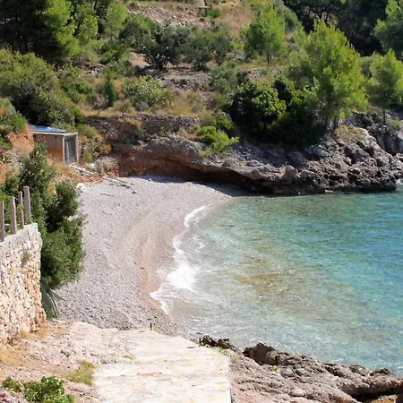 Seaside House For Families With Children Cove Tvrdni Dolac, Hvar - 2057 Gdinj