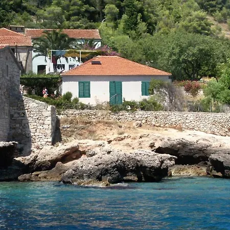 Seaside House For Families With Children Cove Tvrdni Dolac, Hvar - 2057 Gdinj